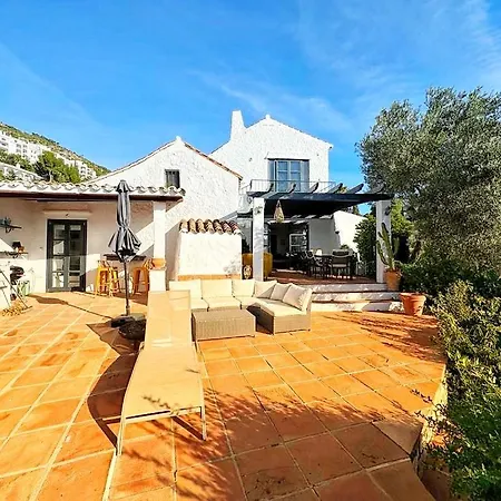 In Pueblo With Private Pool And Sea Views And Four Bedrooms